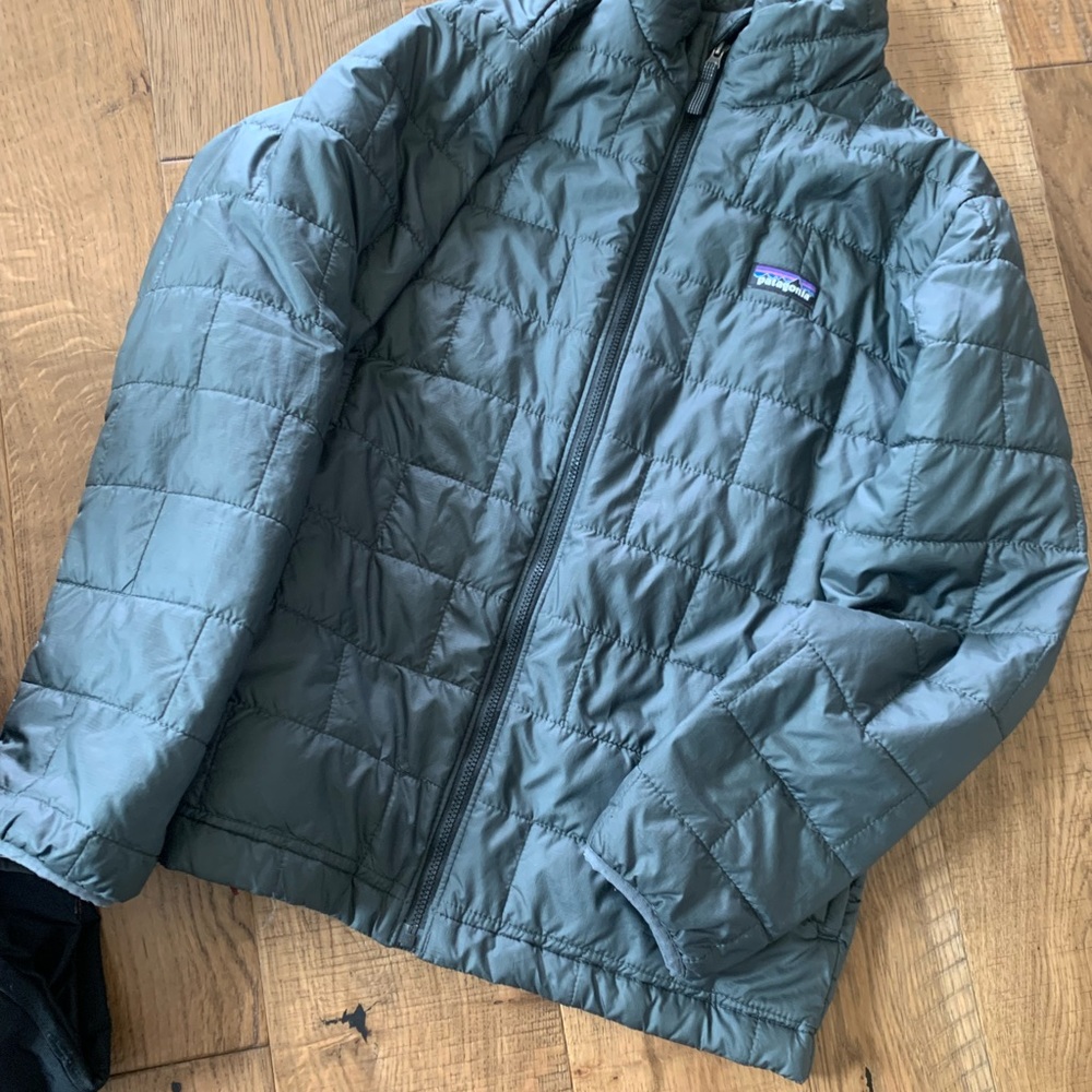 Boys Patagonia light weight jacket